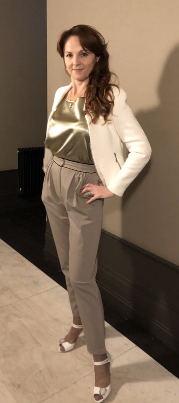 C7C1D271-56A3-4D1B-B24F-DAA7A9A12F53