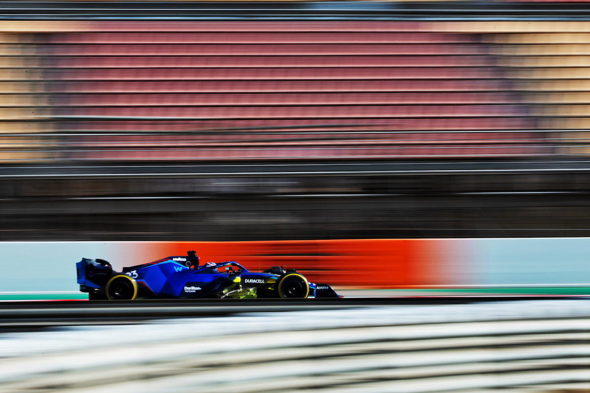 [Imagen: f1-test-barcellona-gallery-day1-528.jpg]