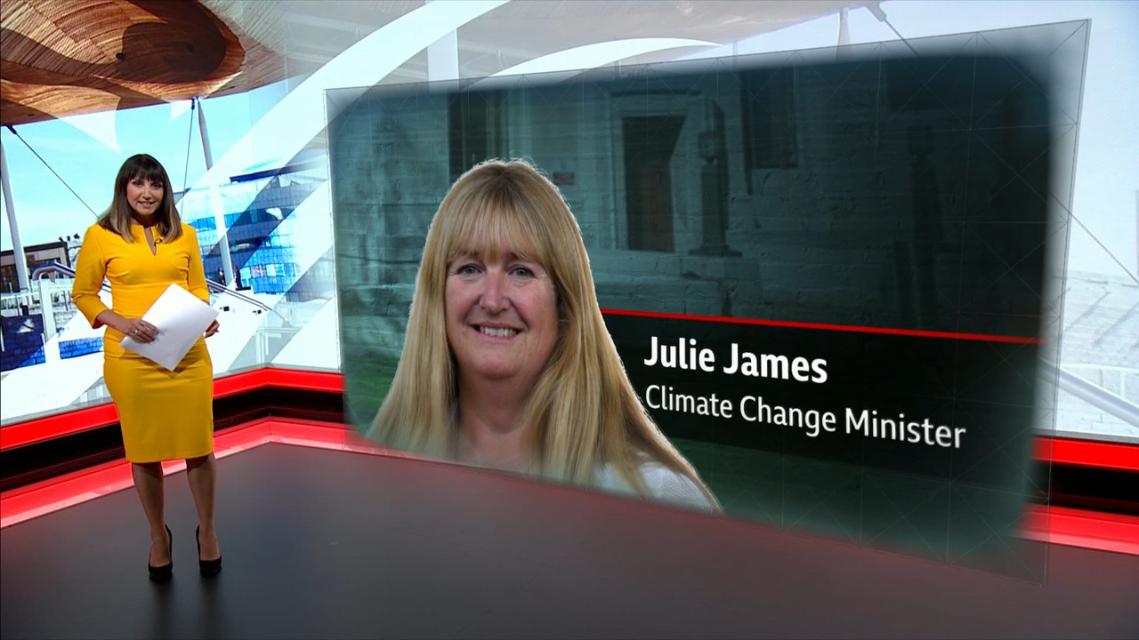 05.13 - 18.30.00 - BBC Wales Today. News and weather from BBC Wales. ....ts_snapshot_02.41.793
