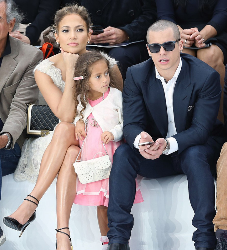 Дженнифер-Лопес-и-Каспер-Смарт_article