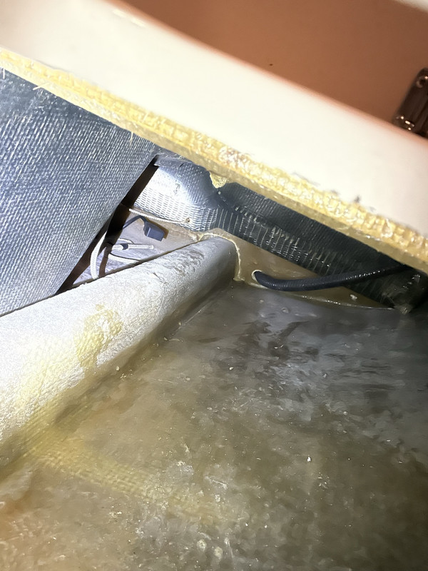 FDF46740-AAF8-4B61-A35A-8A070AFFF2CD