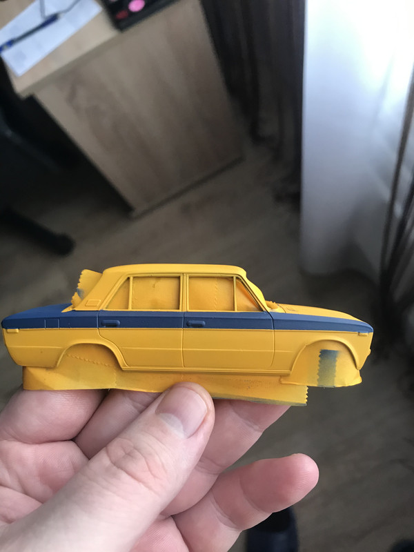 E2252BFC-E823-4472-9B18-F677FEF0FA3E