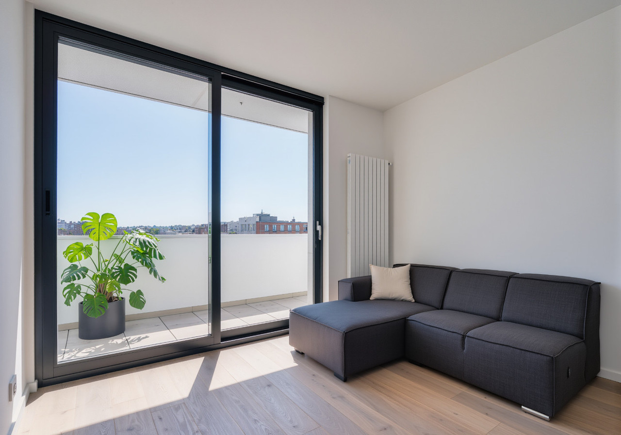 Балкон под ключ — состав услуг и выбор мастеров