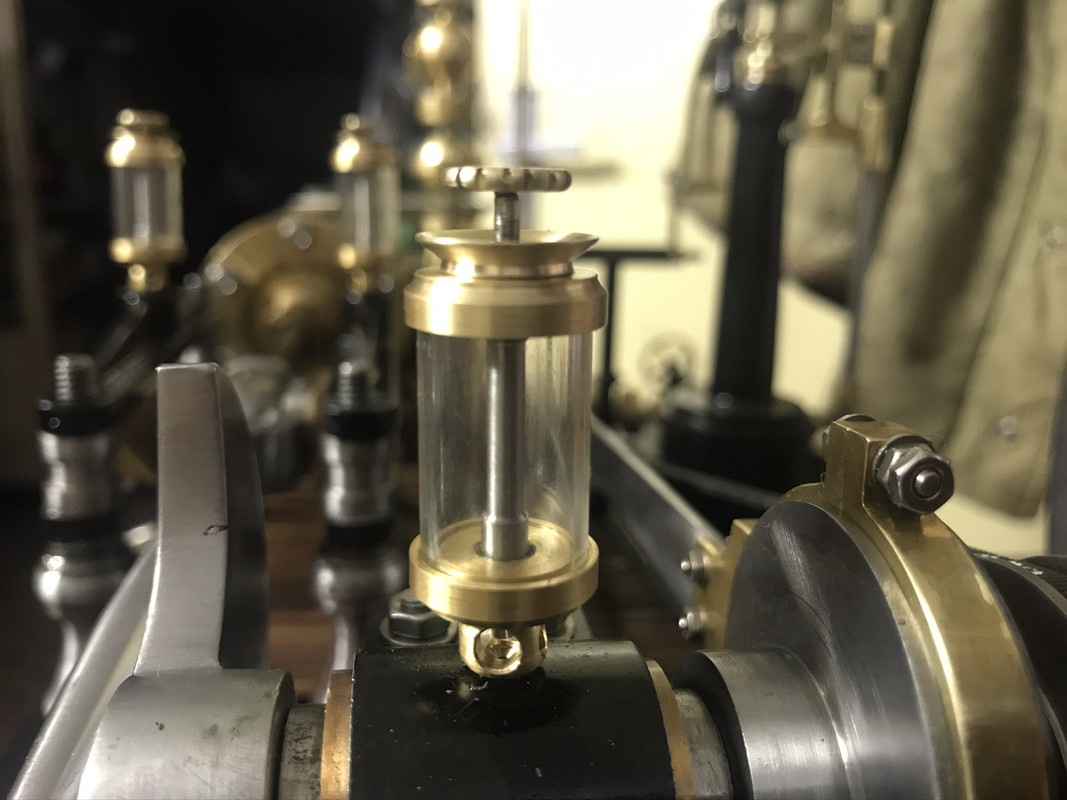 70528043-B2C0-4822-A90B-F5D4D6D64BAA