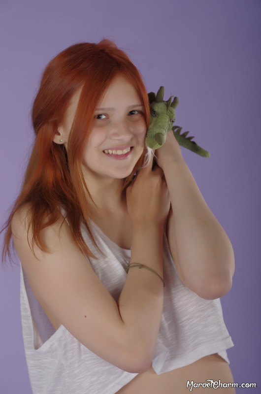 MarvelCharm_Lena-Playtime-101