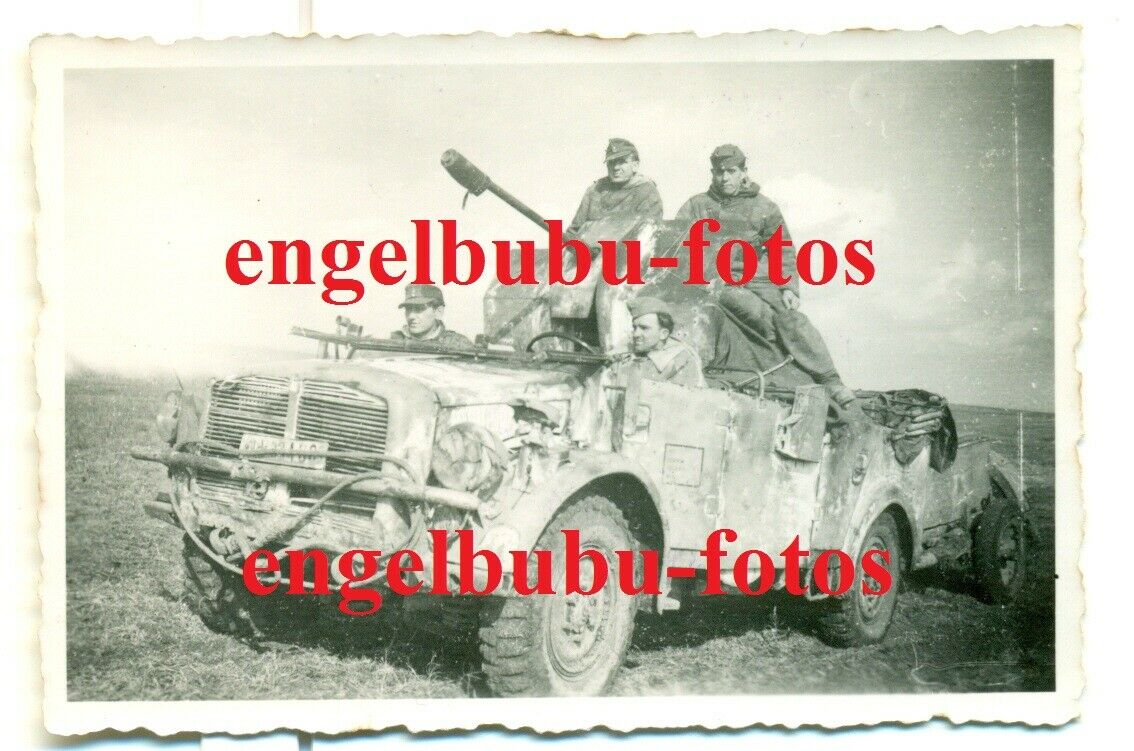 FOTO - FAHRZEUG - KÜBELWAGEN - FLAK-AUFSATZ - Schützenpanzer - SUPER TARNUNG