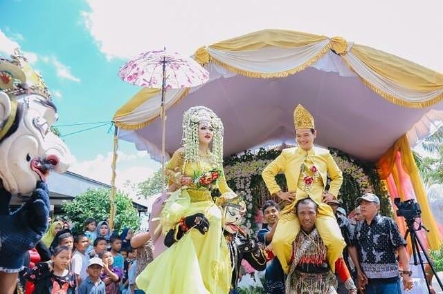 Pernikahan adat Banjar