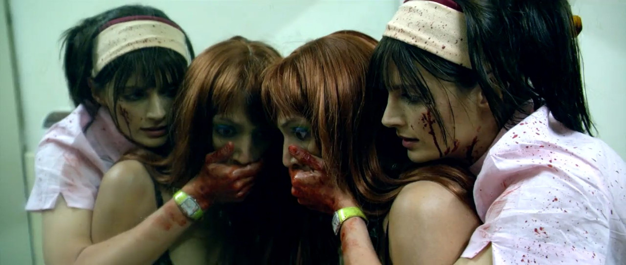 Stiletto 2008 BluRay [Hindi + Tamil + English] 480p 720p ESub Screenshot