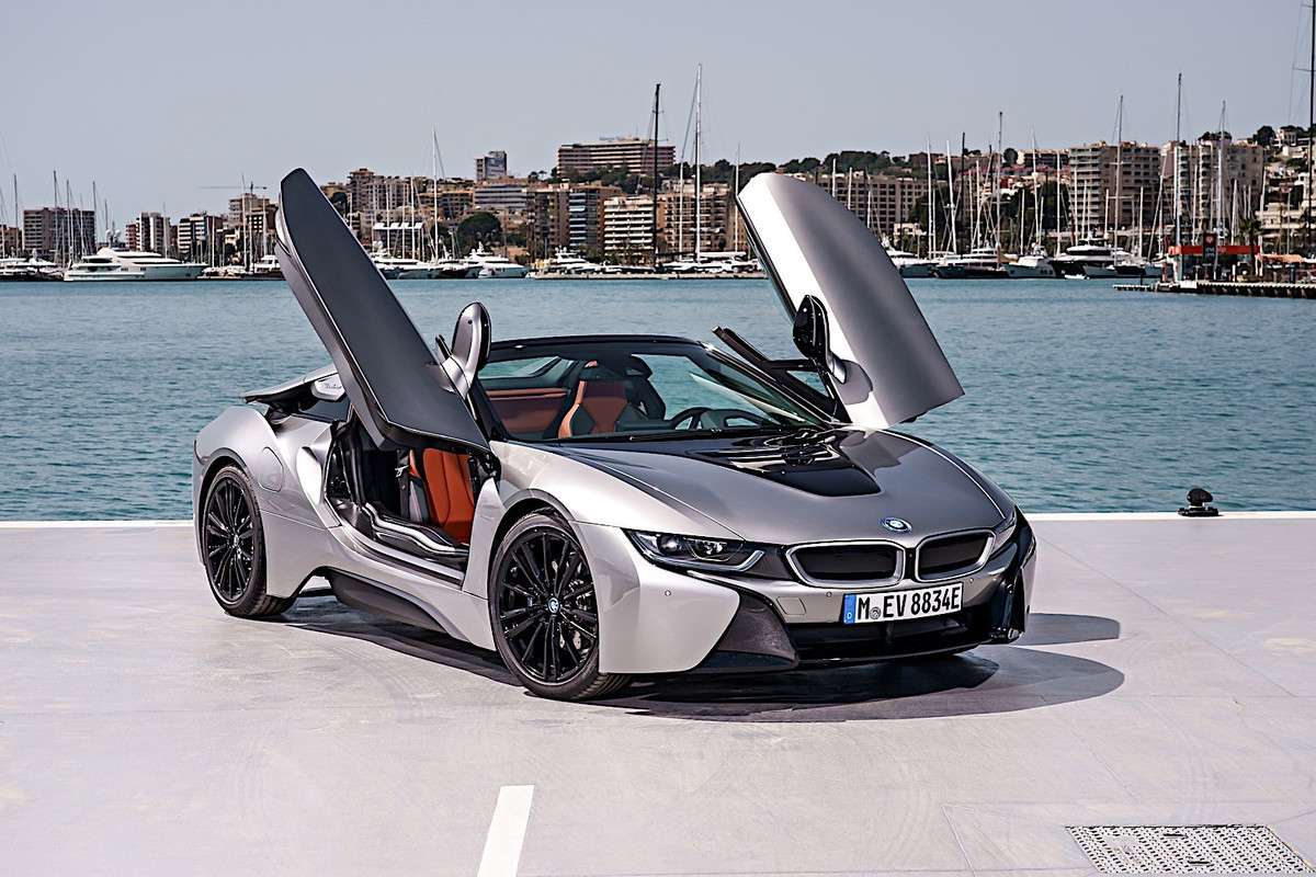 BMW i8 Roadster First Edition (20)