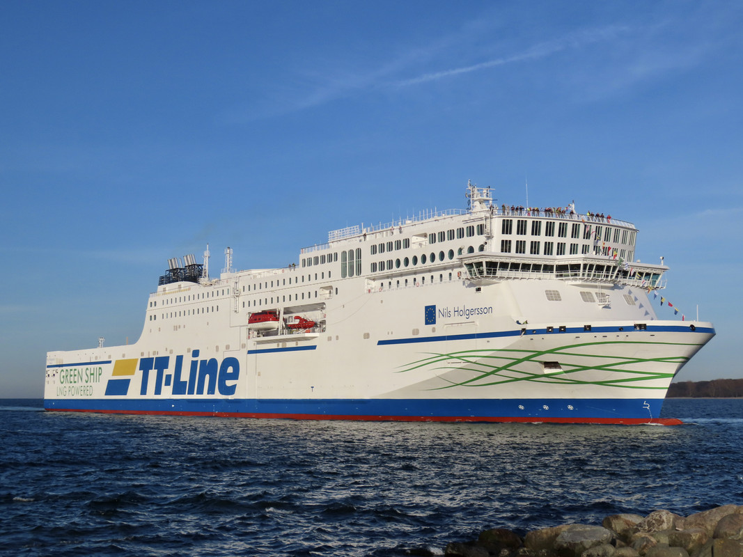 13BEEDFB-2F2A-4DCF-997D-F0DC5B6F6AF5