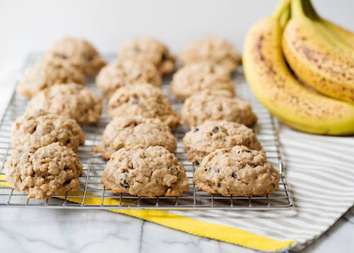 Biscoito de banana com coco sem lactose