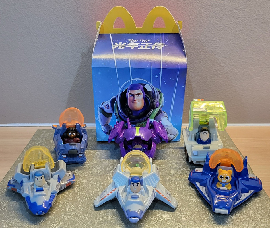 McDonald's promociona en cajita feliz a Buzz Lightyear por su nueva película