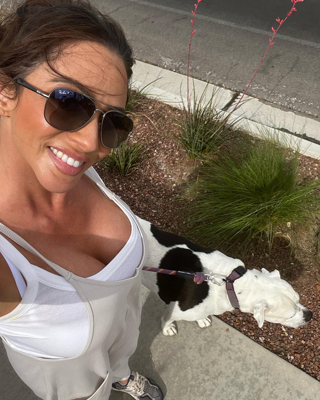 أرييلا فيريرا تثير الجدل بصورها الجريئة والمثيرة  Ariellaferreraofficial-1718827081595