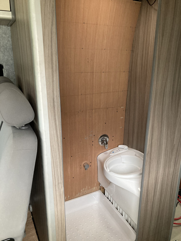 606D495C-9DB7-4DD8-B120-4CD1B496C9F3