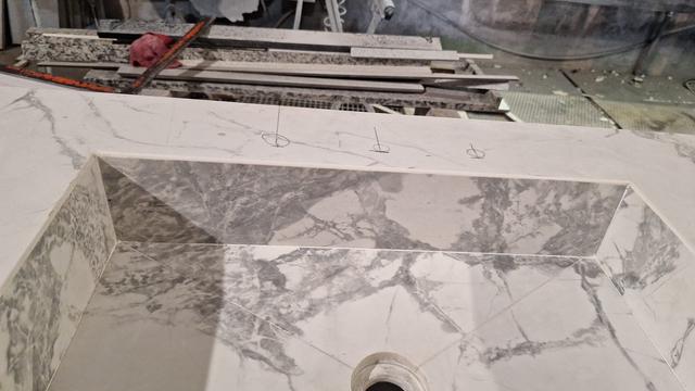 999e84d9 c88e 41a5 86a5 badc038bb1c4