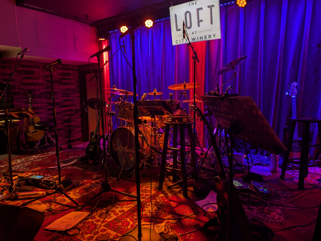 PXL_20250415_011206244