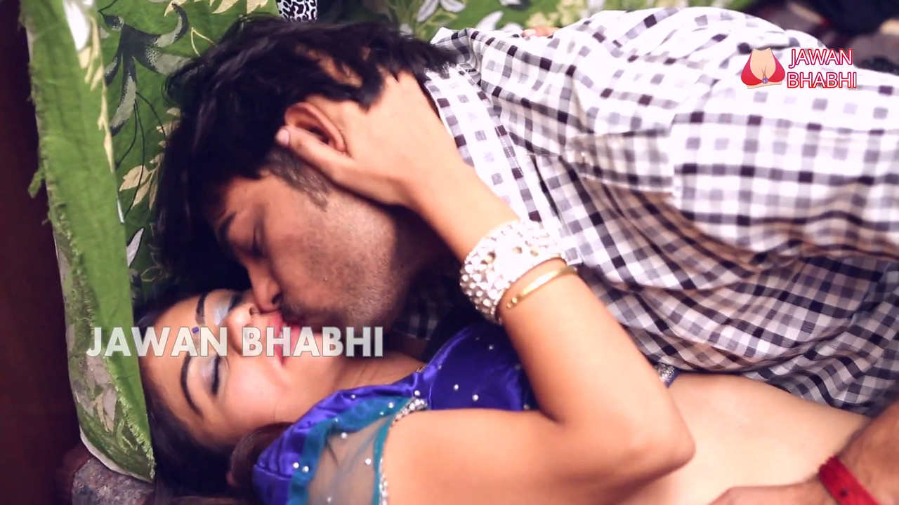 Garam Bhabhi Ki Bra Utari Tailor Ne.mp4_snapshot_04.19_[2021.09.25_15.51.26]