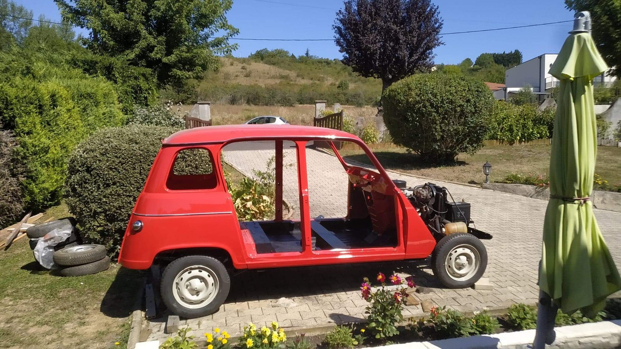 597E3FD2-027A-4066-8AFB-FDBEB5823856