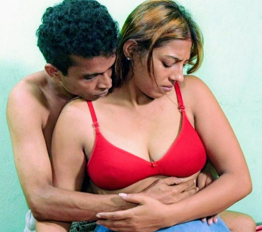 hot bhabhi romantic scene nude video