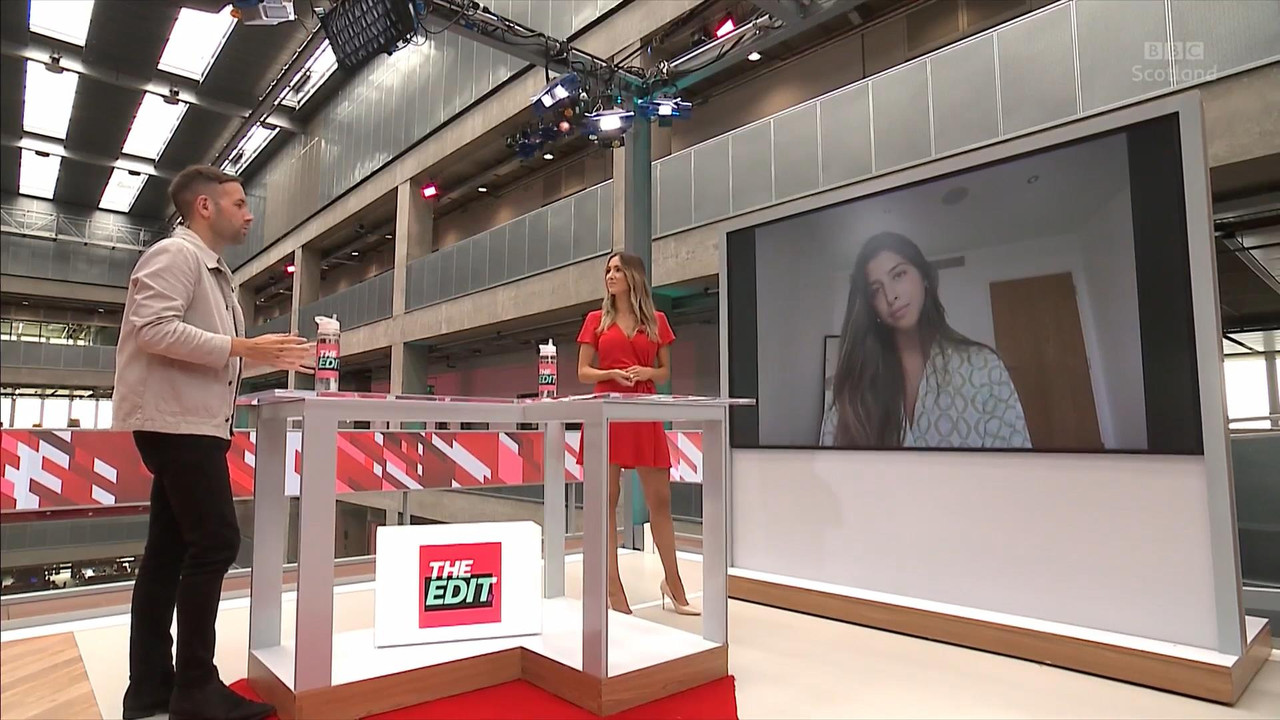 07.10 - 19.15.00 - The Edit  ᴺᵉʷ. Entertainment News And Chat With Am...-1.mp4_snapshot_04.34_[2021.