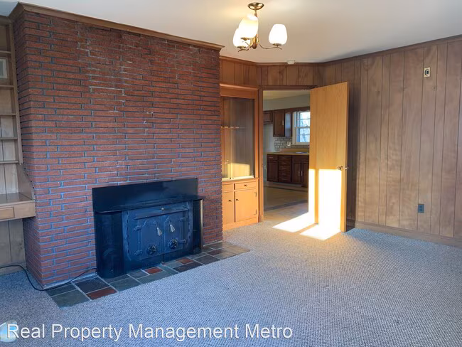 3 br 35 bath house 11914 queen street fulton md building photo