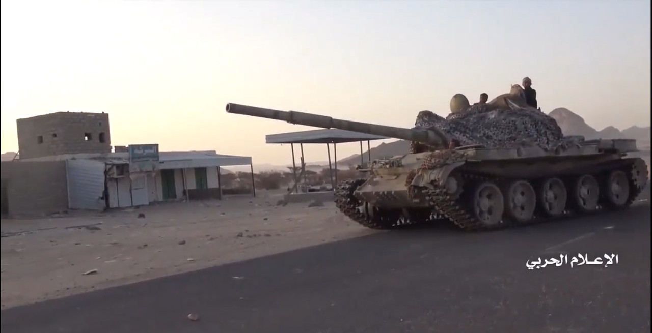Marib-Houthi-T-62.jpg