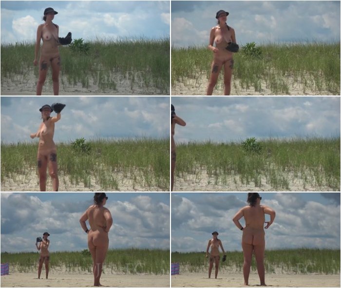 [Image: Ball-in-the-Nude-3.jpg]