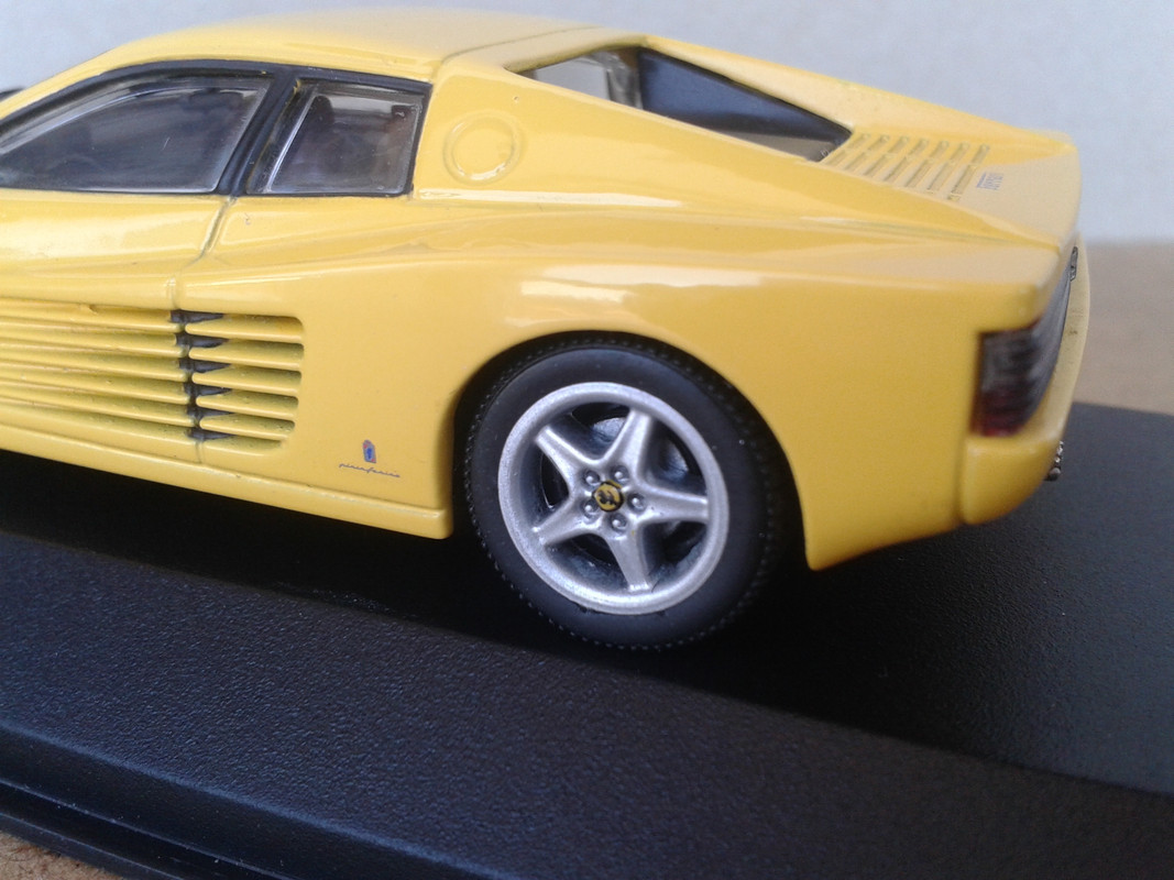 1991 Ferrari 512 TR (Minichamps) (12)