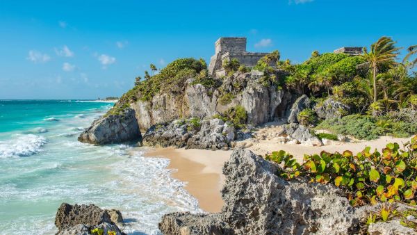 Top Destinations For Solo Travelers In 2025