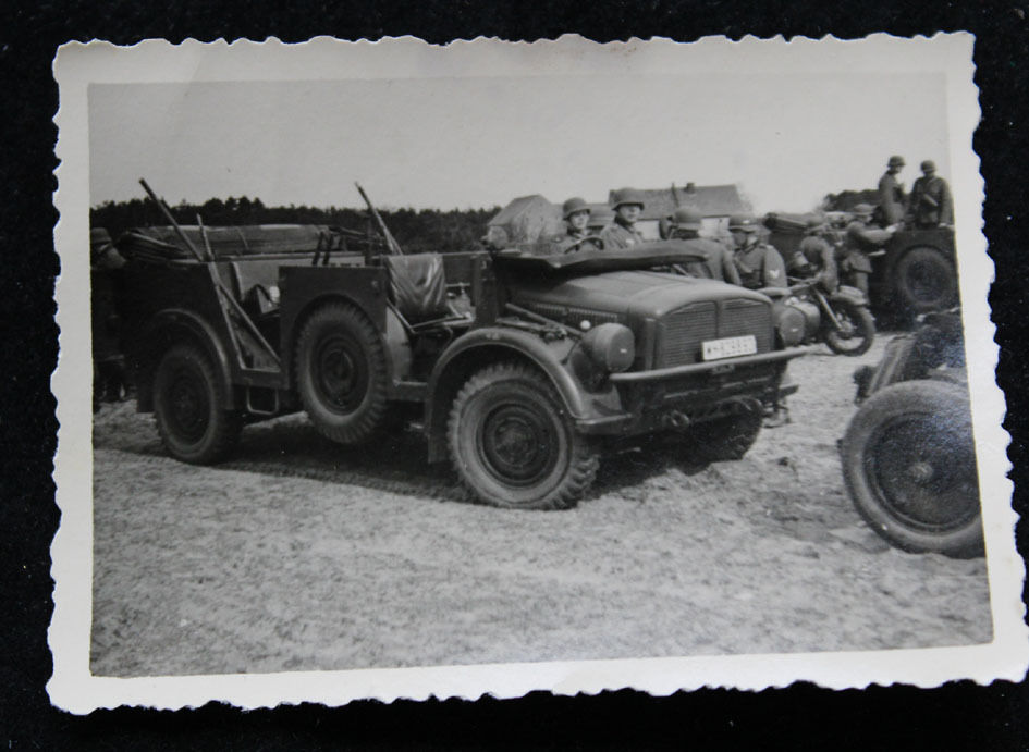 Original Foto deutsches Militär WH PKW Fahrzeug 