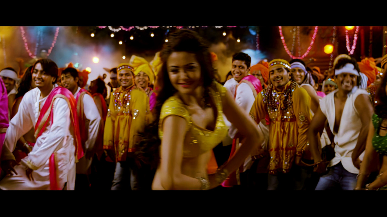 Tamanna Hot Song 03 From Himmatwala Taki O Taki 4K (Best Quality).mp4_snapshot_00.58_[2021.04.05_13.
