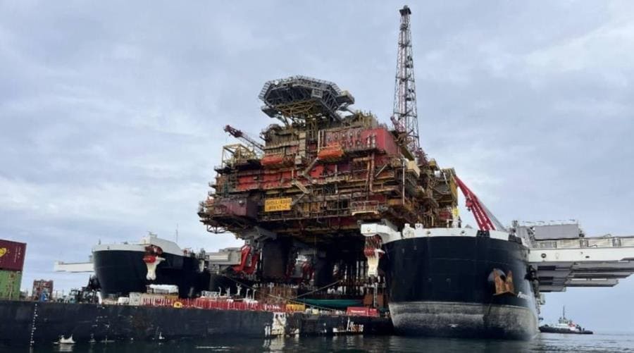 Интересные факты о судне Pioneering Spirit - плавучем кране рекордсмене Интересные факты о судне Pioneering Spirit - плавучем кране рекордсмене
