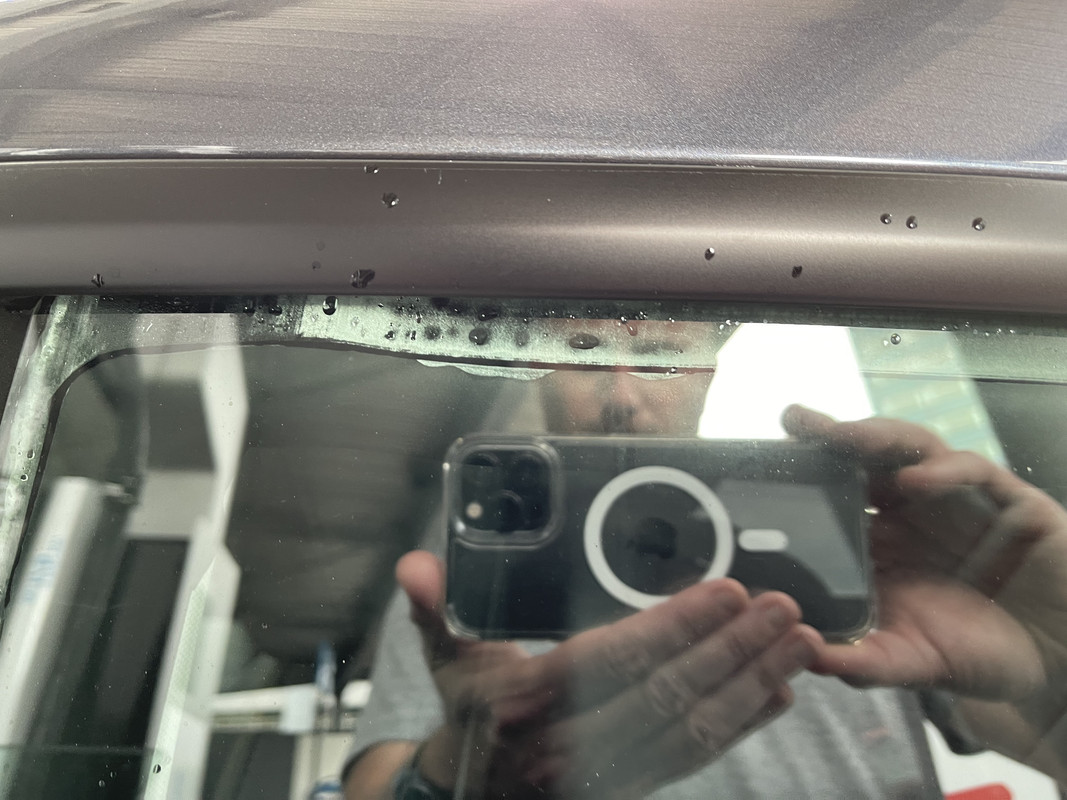 25FBF265-1839-4CBC-97CB-74FA4F54173E