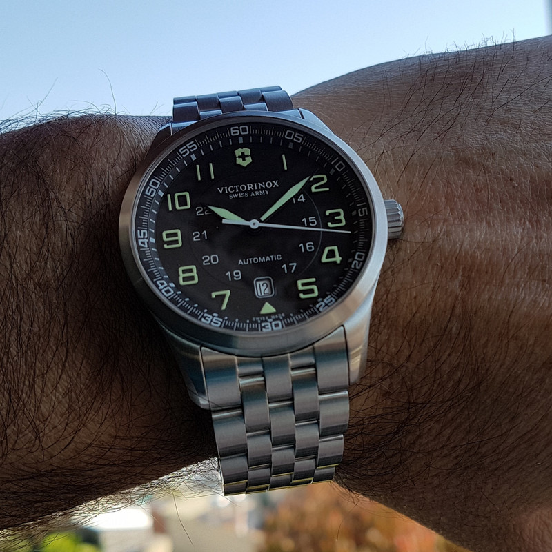 Victorinox Swiss Army AirBoss Mechanical #241508 (2)