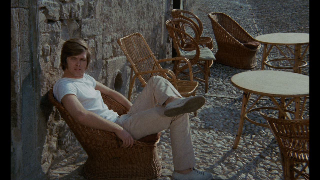 Haeschen.in.der.Grube.Rabbit.in.the.Pit.1969.2160p.UHD.BDREMUX.HDR.DV.HEVC-Нечипорук.mkv_snapshot_00