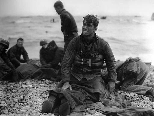 robert-capa-d-day-38.jpg