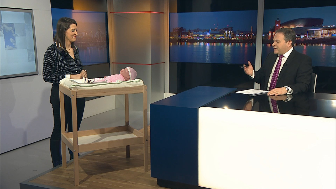 06 February - 18.00.00 - ITV News London. The latest news and we