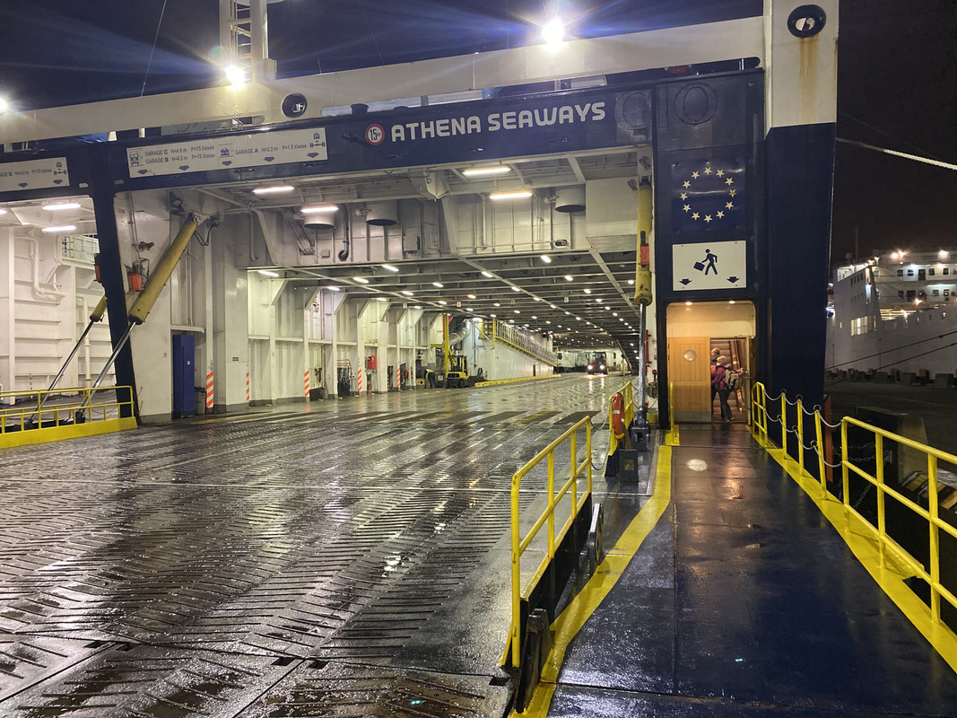 A27557BB-1155-4472-B5BE-17BA1AA23208