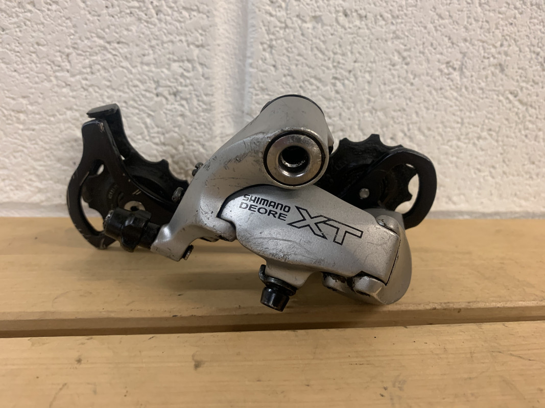 6661D18A-45D6-4499-AF71-6E8A00F61918