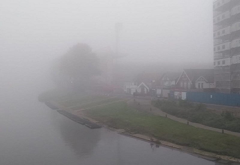 [Image: Mist-rolling-in-from-the-Trent.jpg]