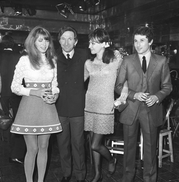 anna_karina_mb32