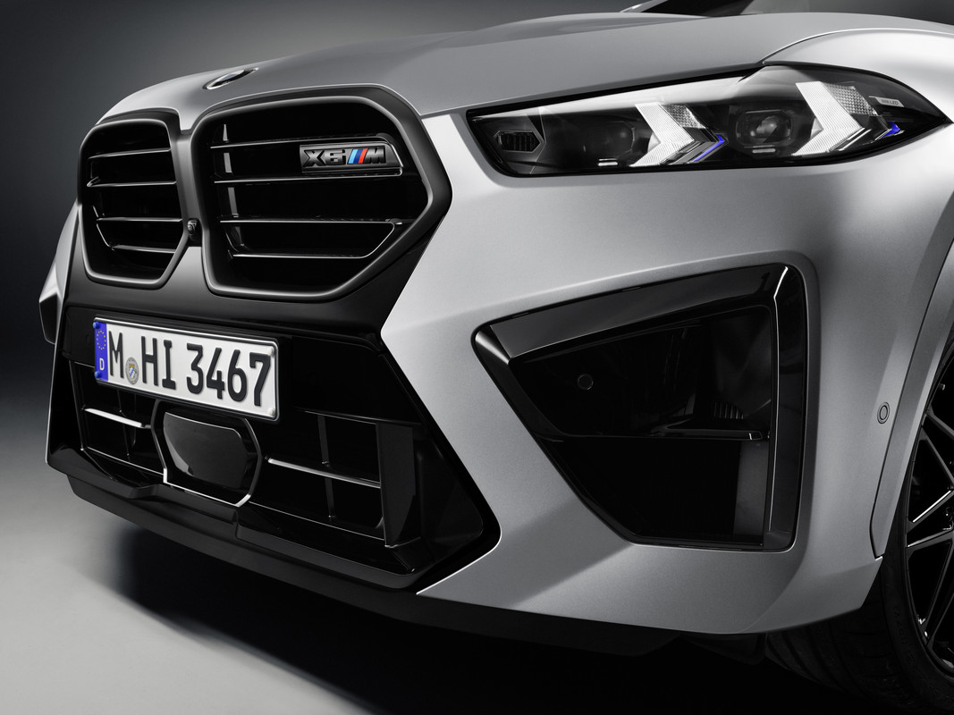 P90495608_highRes_the-new-bmw-x6-m-com