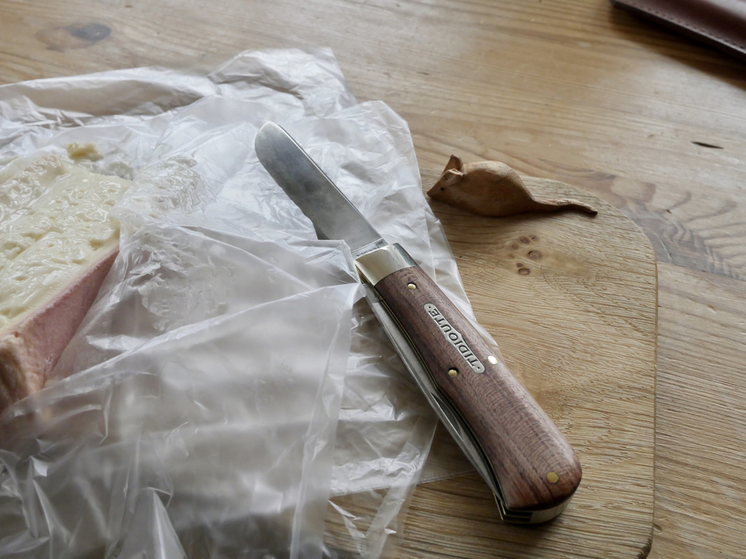 D7901B73-97B7-4A2C-A10E-B49CC55D872E