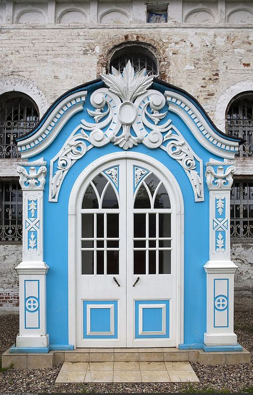 blue-white-front-door.jpg