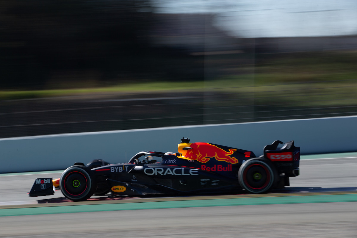 [Imagen: f1-test-barcellona-gallery-day1-350.jpg]