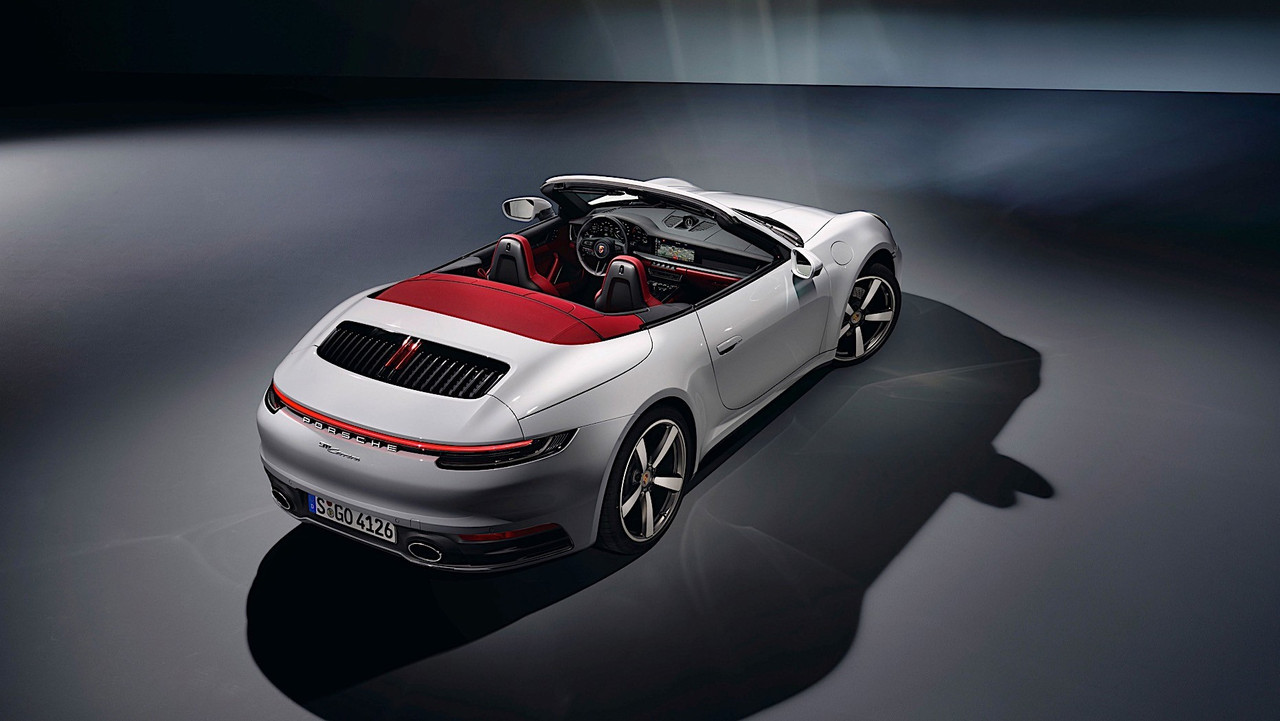 2020 Porsche 911 Carrera and 911 Carrera Cabriolet (6)