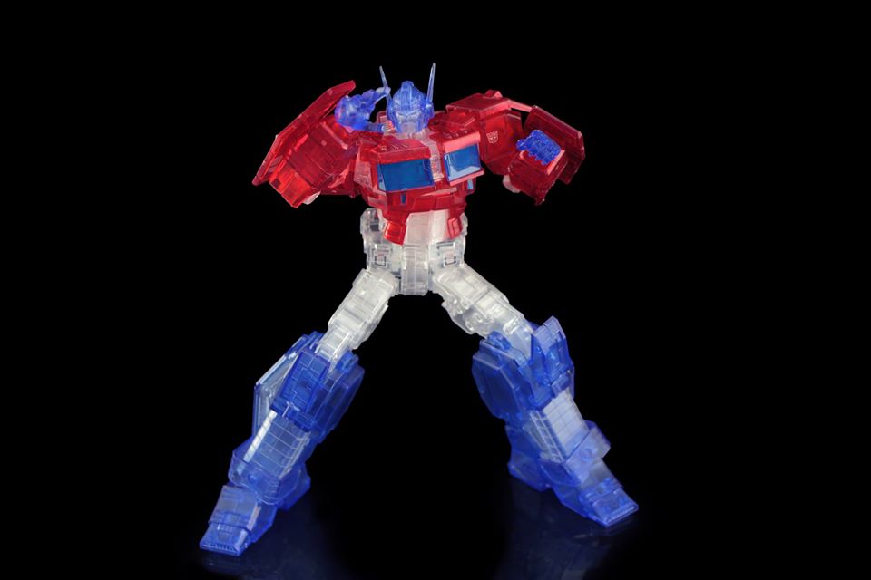 Furai-Model-IDW-Optimus-Prime-Clear-Ver-12