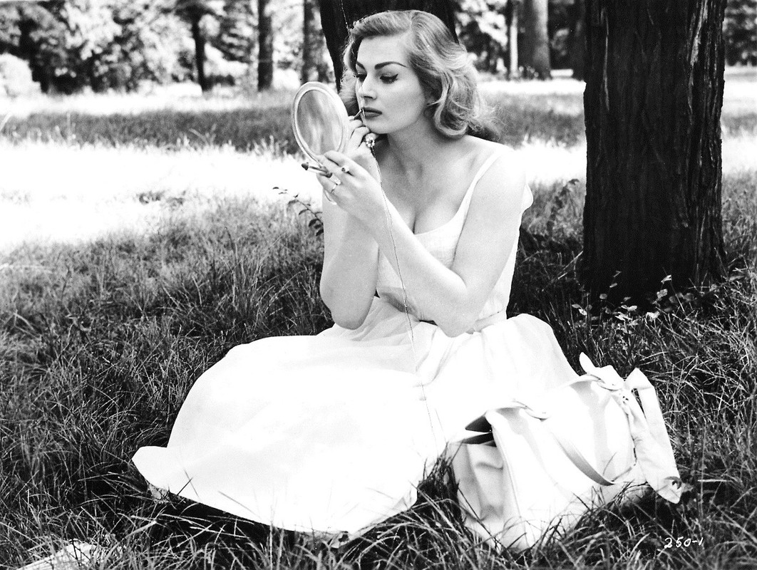 anita_ekberg_mc79