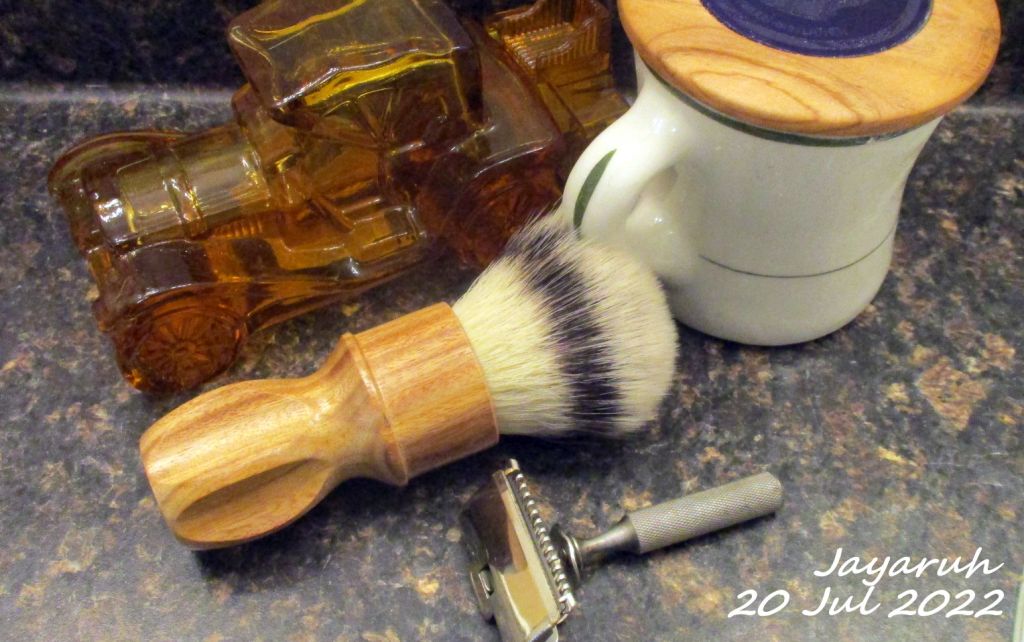 [Image: sos220720.jpg]