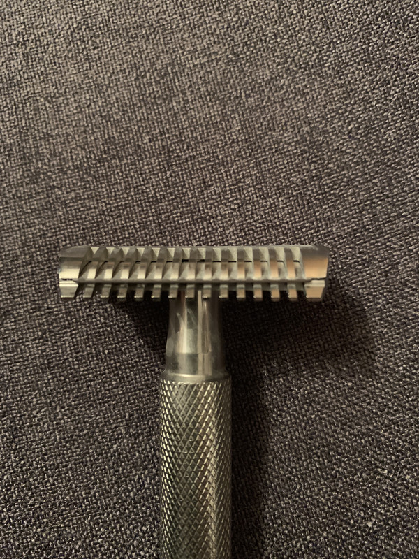 640418BD-8E11-40C2-997F-AF312B7CB1AD